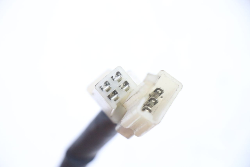 photo de RECHTER LENKERHEBEL KEEWAY F-ACT FACT 50 (2006 - 2011) - Oberflächenzustand und Material