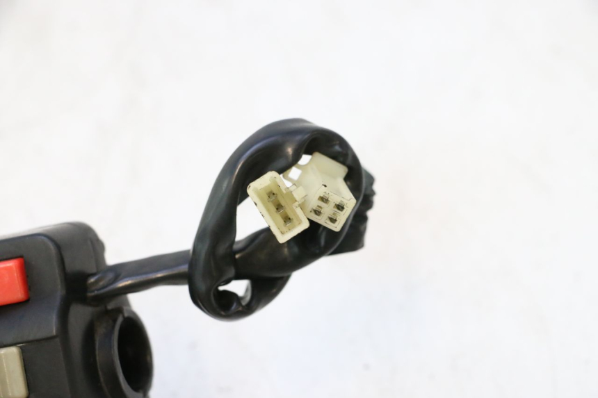 photo de RECHTS SCHALTER KEEWAY FOCUS 50 (2006 - 2009) - Detailansicht des Bauteils