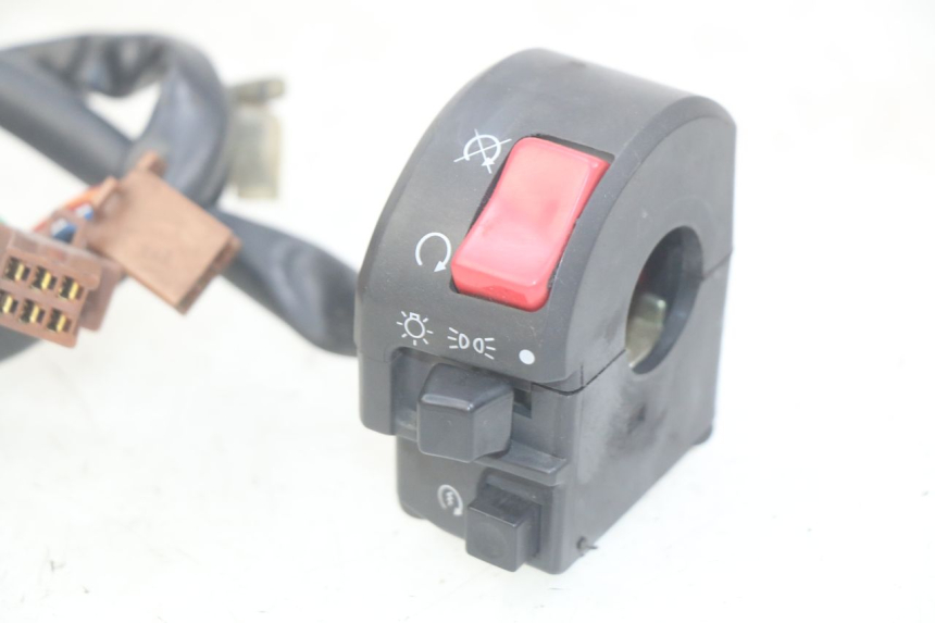 photo de RECHTER LENKERHEBEL YAMAHA FZS FAZER 600 (1998 - 2001) - Details der Befestigungspunkte