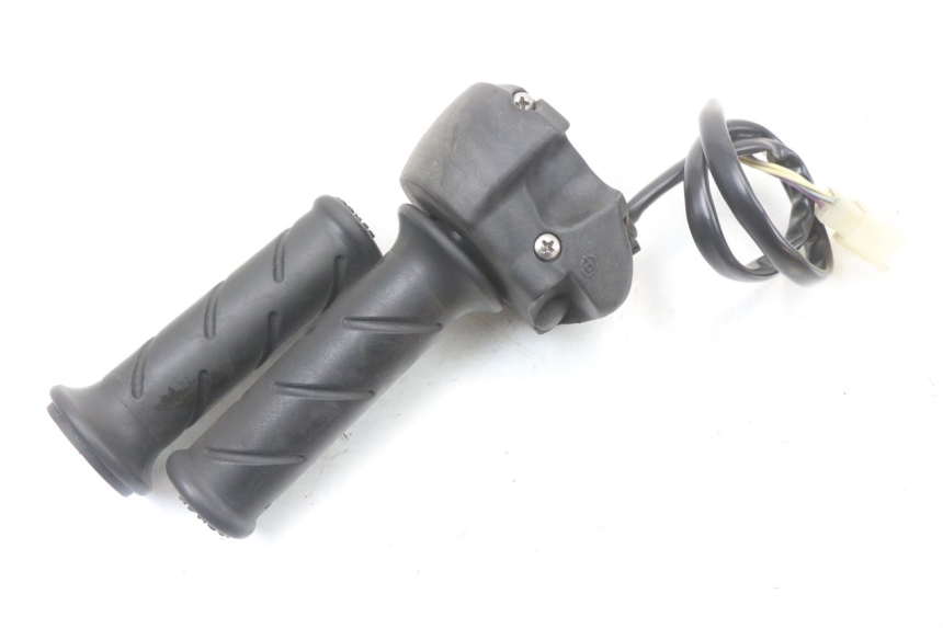 photo de RECHTS SCHALTER PEUGEOT GEOPOLIS RS 125 (2007 - 2009) - Alternative Perspektive