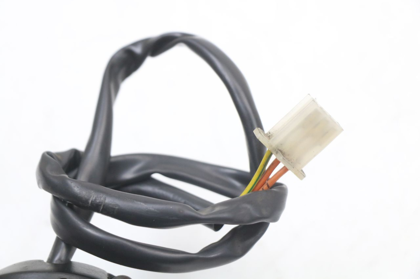 photo de RECHTER LENKERHEBEL HYOSUNG GF 125 (2001 - 2005) - Details der Befestigungspunkte