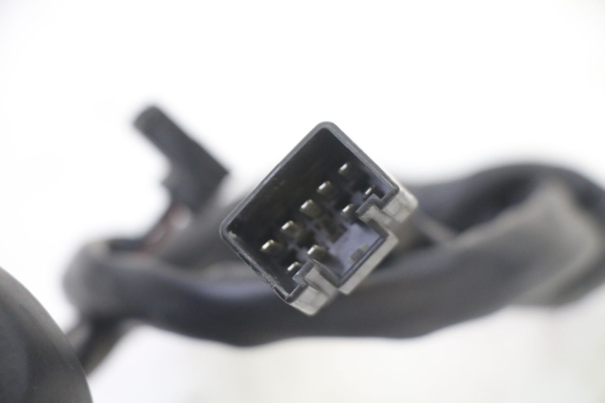 photo de RECHTSKOMMUTATOR SUZUKI GS GSE 500 (2001 - 2003) - Kennzeichnungen und Originalreferenzen