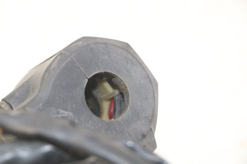 photo de RECHTER LENKERHEBEL SUZUKI GSX-F GSX  F 1100 (1988 - 1994) - Detailansicht des Bauteils