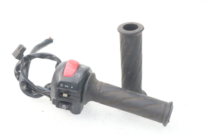 photo de RECHTS SCHALTER SUZUKI GSX-R GSXR 600 (2001 - 2003) - Hauptansicht