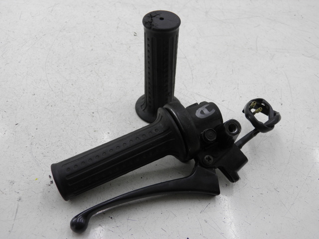 photo de RECHTS SCHALTER HONDA NH VISION 50 (1985 - 1994) - Hauptansicht