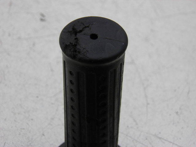 photo de RECHTS SCHALTER HONDA NH VISION 50 (1985 - 1994) - Detailansicht des Bauteils