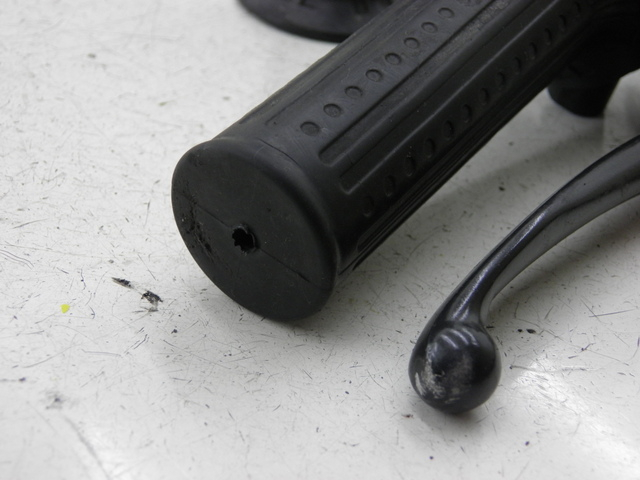 photo de RECHTS SCHALTER HONDA NH VISION 50 (1985 - 1994) - Technische Nahaufnahme