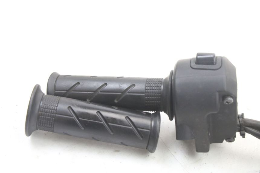 photo de RECHTS SCHALTER HONDA PCX (JF57/JF64) 125 (2014 - 2018) - Gesamtansicht des Produkts