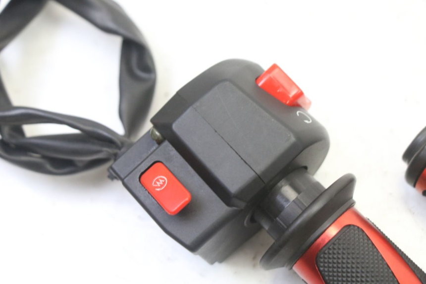 photo de RECHTS SCHALTER KIDEN KD125-G 125 (2018 - 2022) - Detailansicht des Bauteils