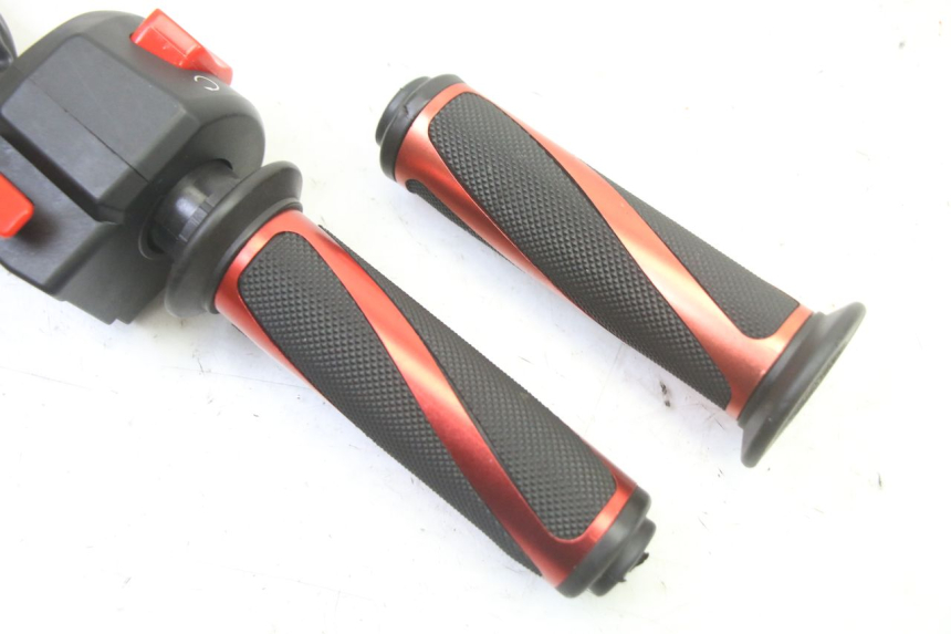 photo de RECHTS SCHALTER KIDEN KD125-G 125 (2018 - 2022) - Alternative Perspektive