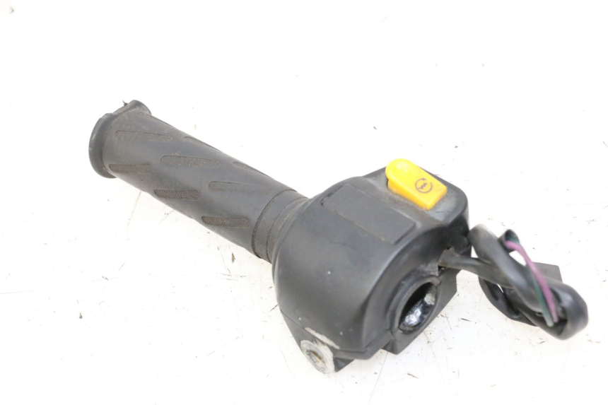 photo de RECHTER LENKERHEBEL PEUGEOT KISBEE 2T 50 (2010 - 2017) - Details der Befestigungspunkte