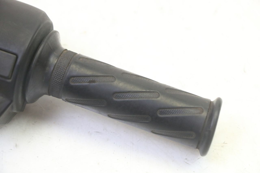 photo de RECHTER LENKERHEBEL PEUGEOT KISBEE 2T 50 (2010 - 2017) - Zoom auf Gebrauchszustand