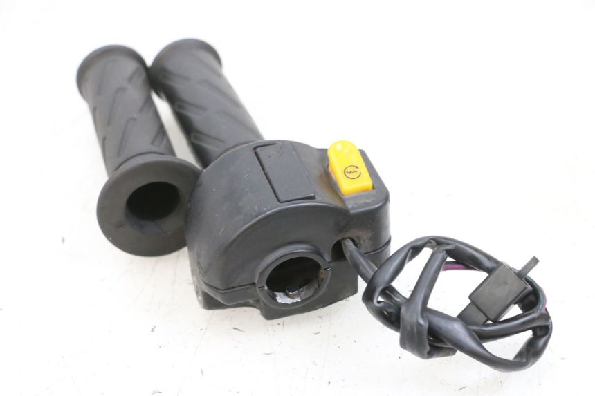 photo de RECHTER LENKERHEBEL PEUGEOT KISBEE 4T 50 (2010 - 2017) - Alternative Perspektive