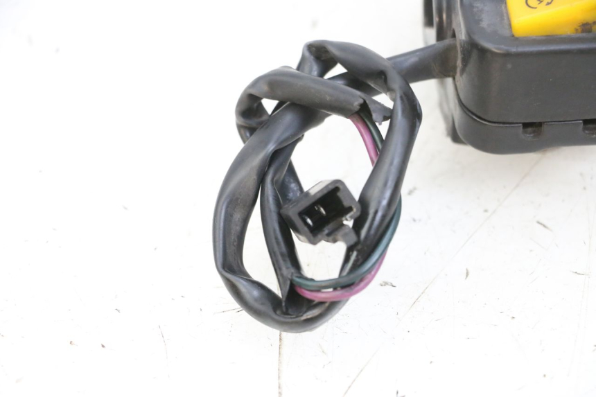 photo de RECHTER LENKERHEBEL PEUGEOT KISBEE 4T 50 (2010 - 2017) - Details der Befestigungspunkte