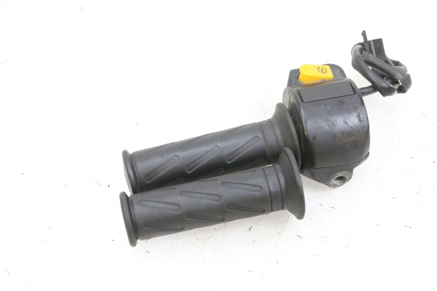 photo de RECHTER LENKERHEBEL PEUGEOT KISBEE 4T 50 (2010 - 2017) - Oberflächenzustand und Material