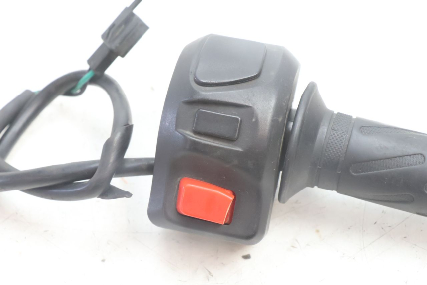 photo de RECHTER LENKERHEBEL PEUGEOT KISBEE 4T 50 (2010 - 2017) - Detailansicht des Bauteils