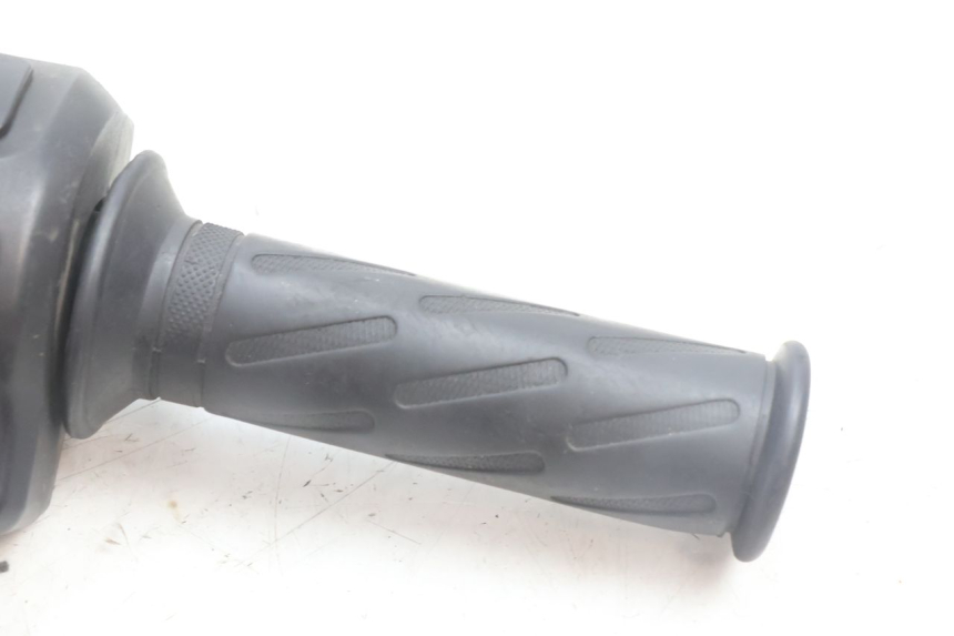 photo de RECHTER LENKERHEBEL PEUGEOT KISBEE 4T 50 (2010 - 2017) - Alternative Perspektive