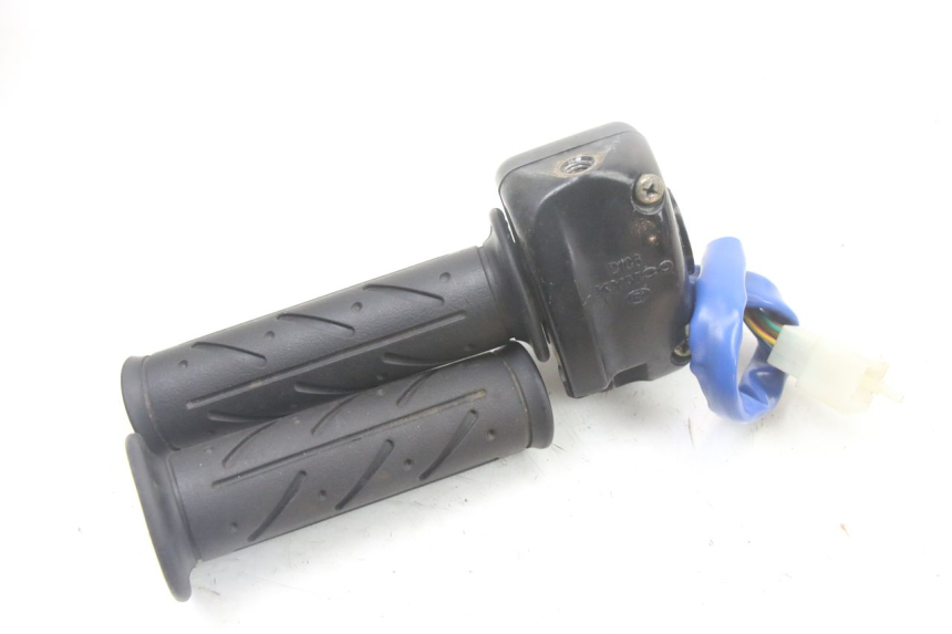 photo de RECHTS SCHALTER KYMCO PEOPLE S 125 (2000 - 2008) - Alternative Perspektive