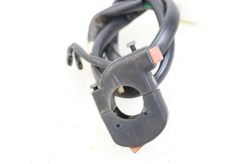 photo de RECHTS SCHALTER KYMCO STRYKER OFF ROAD 125 (1999 - 2005) - Detailansicht des Bauteils