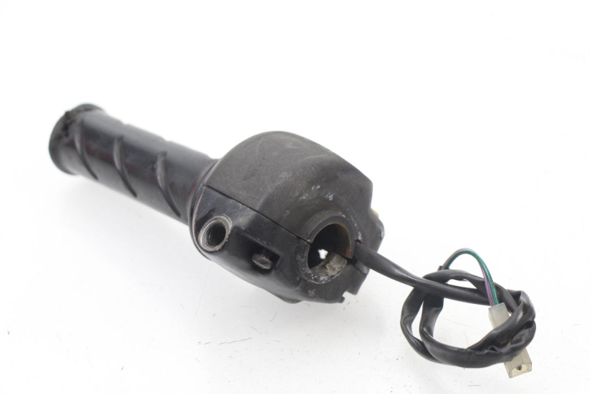 photo de RECHTS SCHALTER PEUGEOT LOOXOR 50 (2001 - 2004) - Gesamtansicht des Produkts