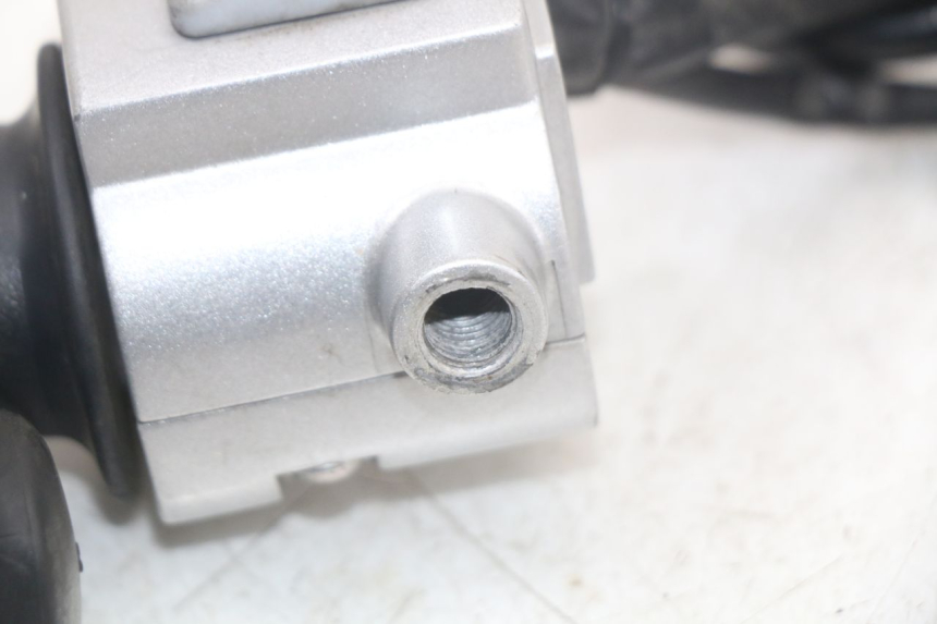 photo de RECHTER LENKERHEBEL SYM MIO 50 (2011 - 2017) - Technische Nahaufnahme