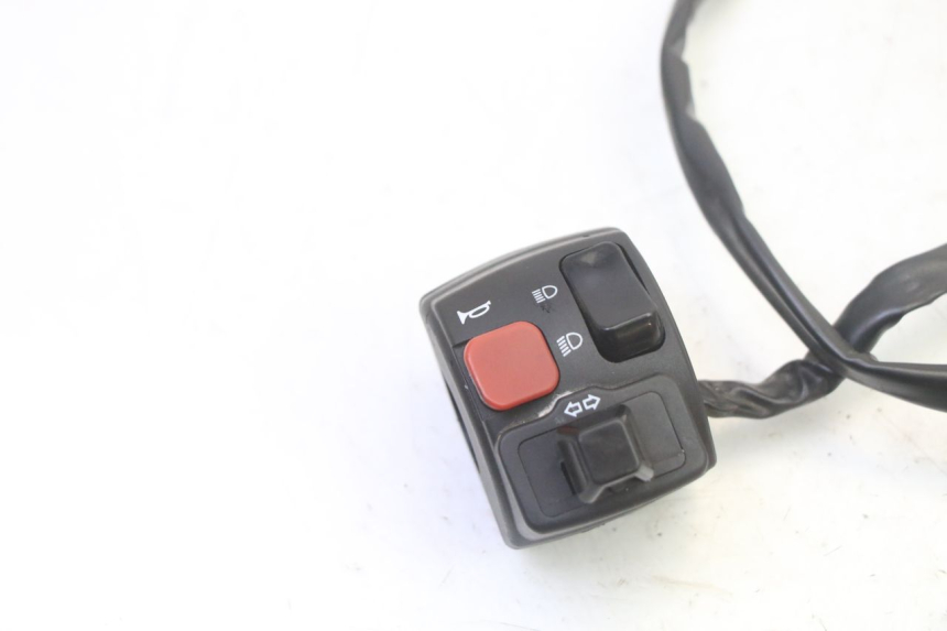 photo de RECHTS SCHALTER RIEJU MRT 50 (2018 - 2021) - Detailansicht des Bauteils