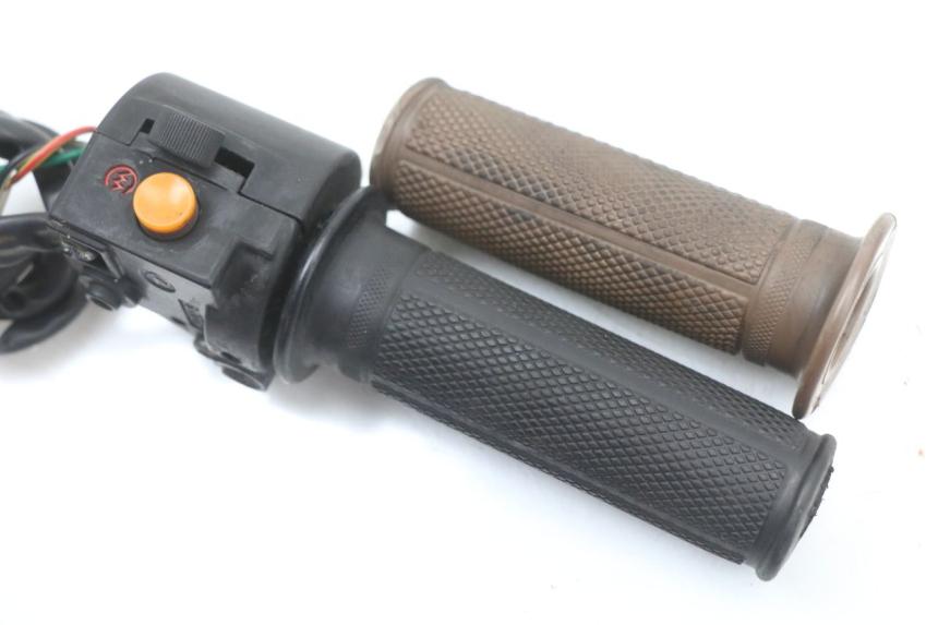 photo de RECHTS SCHALTER JM MOTORS OLDIES 4T 50 (2010 - 2020) - Detailansicht des Bauteils