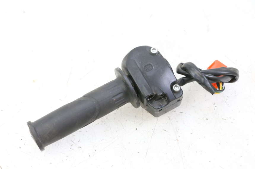 photo de RECHTS SCHALTER JM MOTORS OLDIES GT 4T 50 (2018 - 2025) - Technische Nahaufnahme