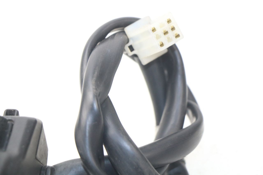 photo de RECHTER LENKERHEBEL HONDA PCX (JF47) 125 (2012 - 2013) - Technische Nahaufnahme