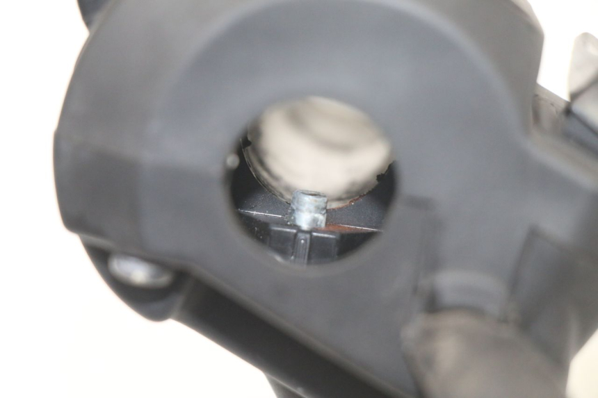 photo de RECHTS SCHALTER HONDA PCX (JF57/JF64) 125 (2014 - 2018) - Oberflächenzustand und Material