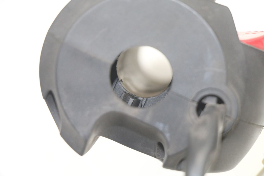 photo de RECHTER LENKERHEBEL PEUGEOT CITYSTAR 125 (2011 - 2017) - Technische Nahaufnahme