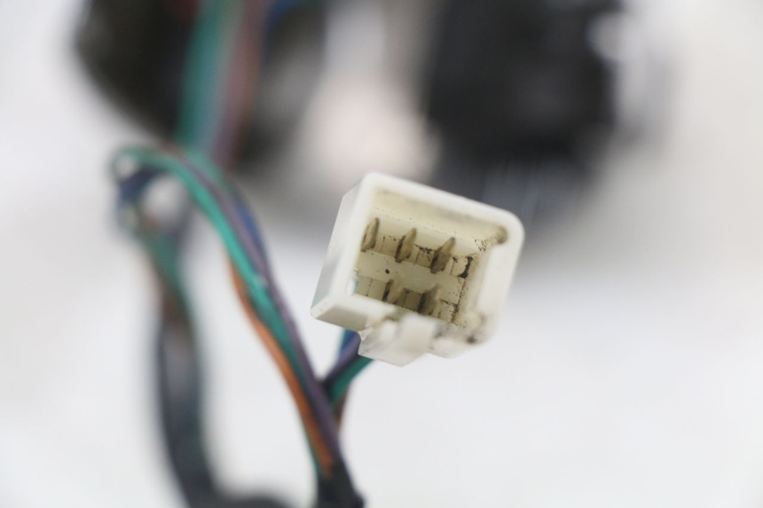 photo de RECHTS SCHALTER PEUGEOT DJANGO 125 (2014 - 2017) - Technische Nahaufnahme