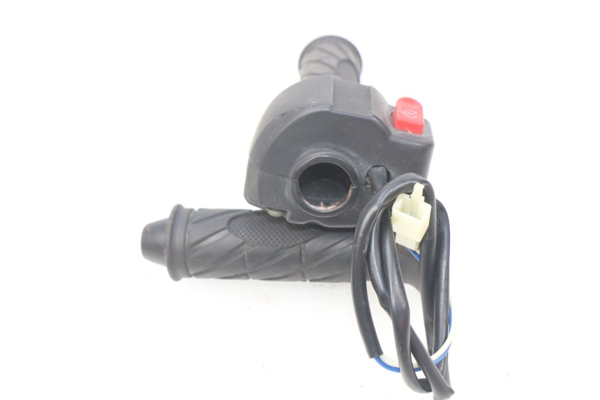 photo de RECHTS SCHALTER IMF INDUSTRIE PTIO 2 50 (2014 - 2017) - Zoom auf Gebrauchszustand