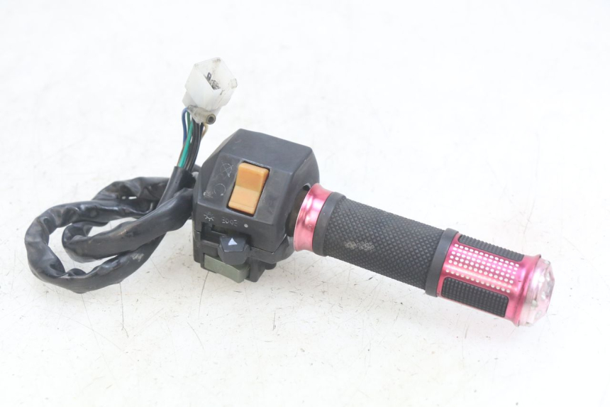 photo de RECHTER LENKERHEBEL YAMASAKI ROADSTER 50 (2013 - 2018) - Hauptansicht