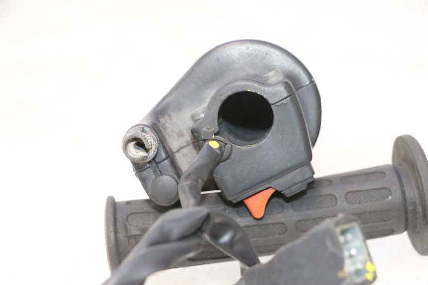 photo de RECHTS SCHALTER MZ RT 125 (2000 - 2008) - Zoom auf Gebrauchszustand