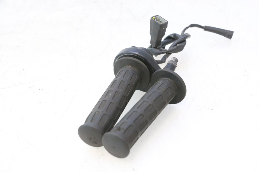 photo de RECHTS SCHALTER MZ RT 125 (2000 - 2008) - Geprüftes Gebrauchtteil