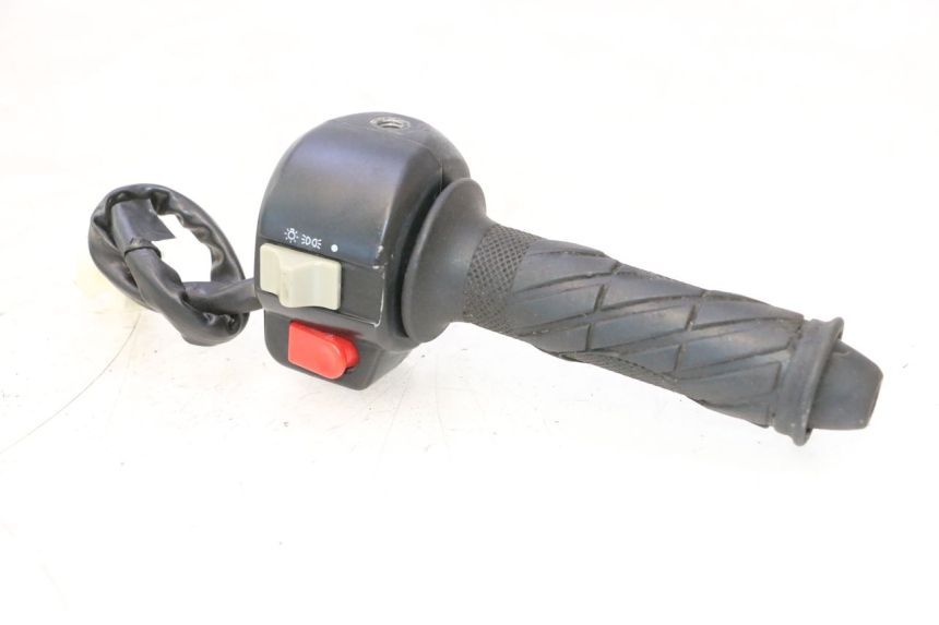 photo de RECHTER LENKERHEBEL KEEWAY RY6 2T 50 (2011 - 2019) - Hauptansicht