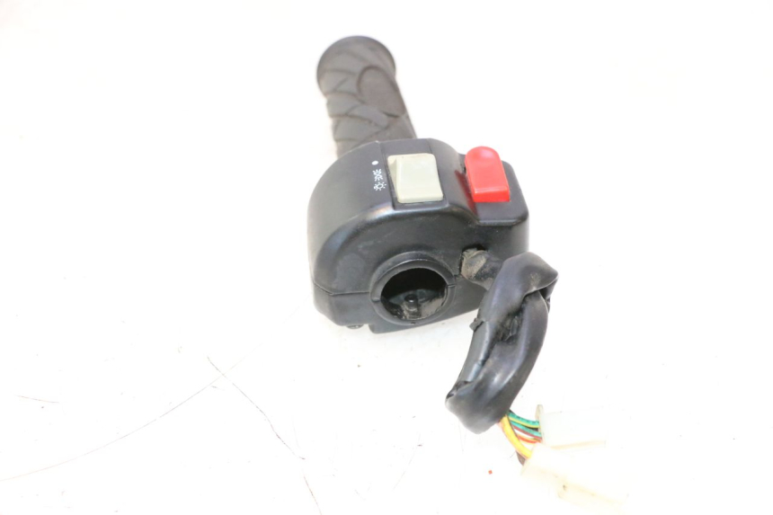photo de RECHTER LENKERHEBEL KEEWAY RY6 2T 50 (2011 - 2019) - Zoom auf Gebrauchszustand