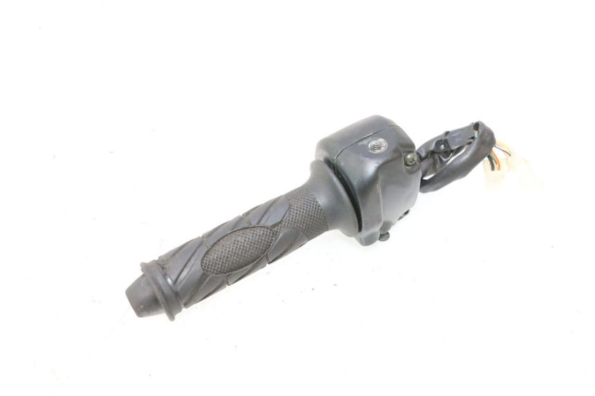 photo de RECHTER LENKERHEBEL KEEWAY RY6 2T 50 (2011 - 2019) - Oberflächenzustand und Material