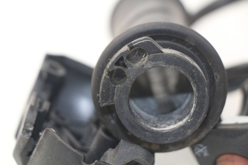 photo de RECHTS SCHALTER PEUGEOT SATELIS 300 (2012 - 2015) - Detailansicht des Bauteils