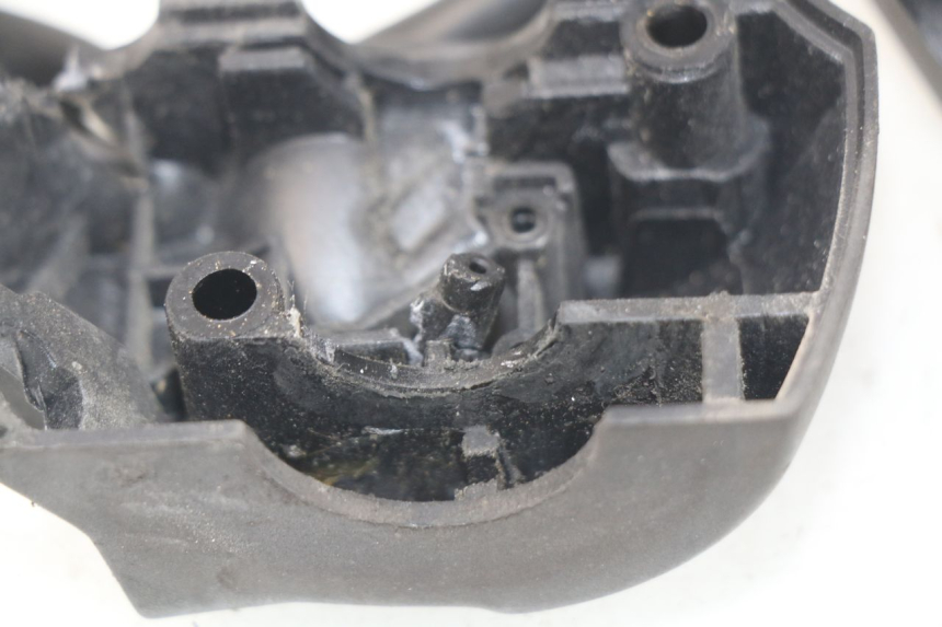 photo de RECHTS SCHALTER PEUGEOT SATELIS 300 (2012 - 2015) - Alternative Perspektive