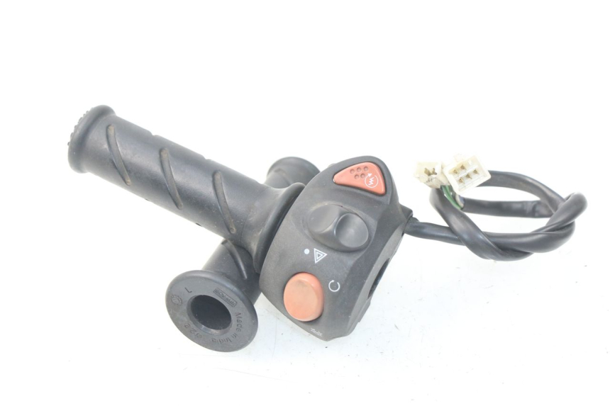 photo de RECHTS SCHALTER PEUGEOT SATELIS 300 (2012 - 2015) - Gesamtansicht des Produkts