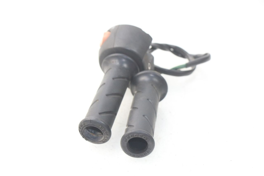 photo de RECHTS SCHALTER PEUGEOT SATELIS 300 (2012 - 2015) - Geprüftes Gebrauchtteil