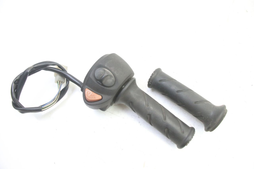 photo de RECHTS SCHALTER PEUGEOT SATELIS 250 (2006 - 2012) - Hauptansicht