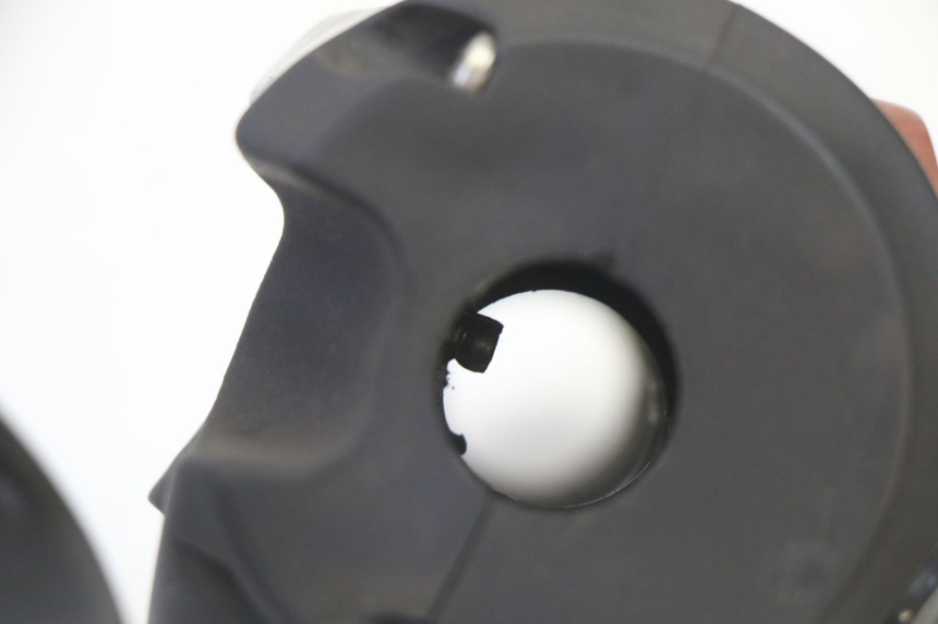 photo de RECHTS SCHALTER PEUGEOT SATELIS 125 (2013 - 2018) - Gesamtansicht des Produkts