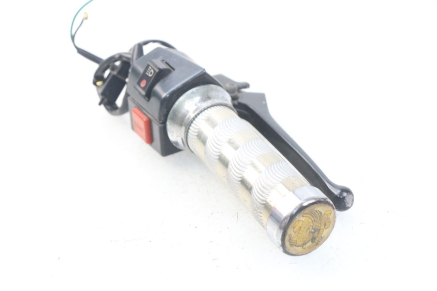 photo de RECHTS SCHALTER PEUGEOT SC 50 (1988 - 1992) - Gesamtansicht des Produkts