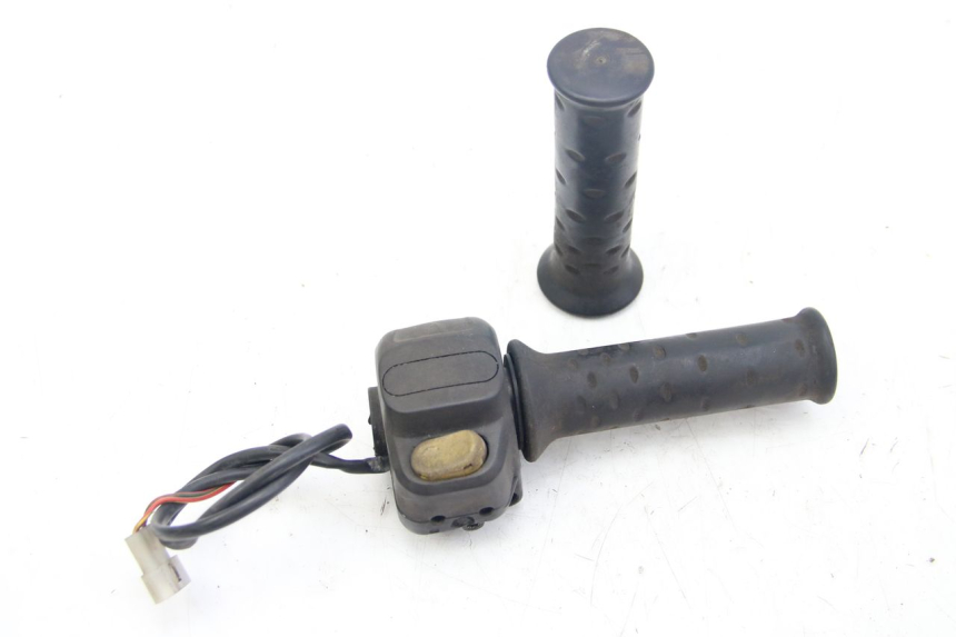 photo de RECHTER LENKERHEBEL APRILIA SCARABEO 4T 50 (2009 - 2017) - Hauptansicht