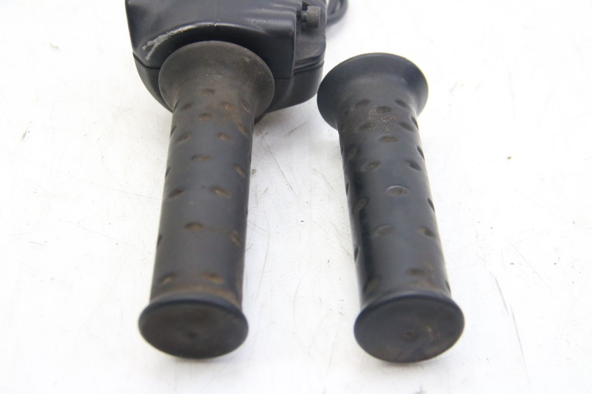 photo de RECHTER LENKERHEBEL APRILIA SCARABEO 4T 50 (2009 - 2017) - Technische Nahaufnahme