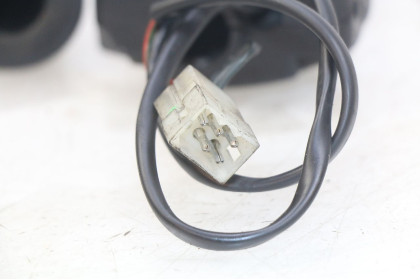 photo de RECHTER LENKERHEBEL APRILIA SCARABEO 100 (2003 - 2012) - Technische Nahaufnahme