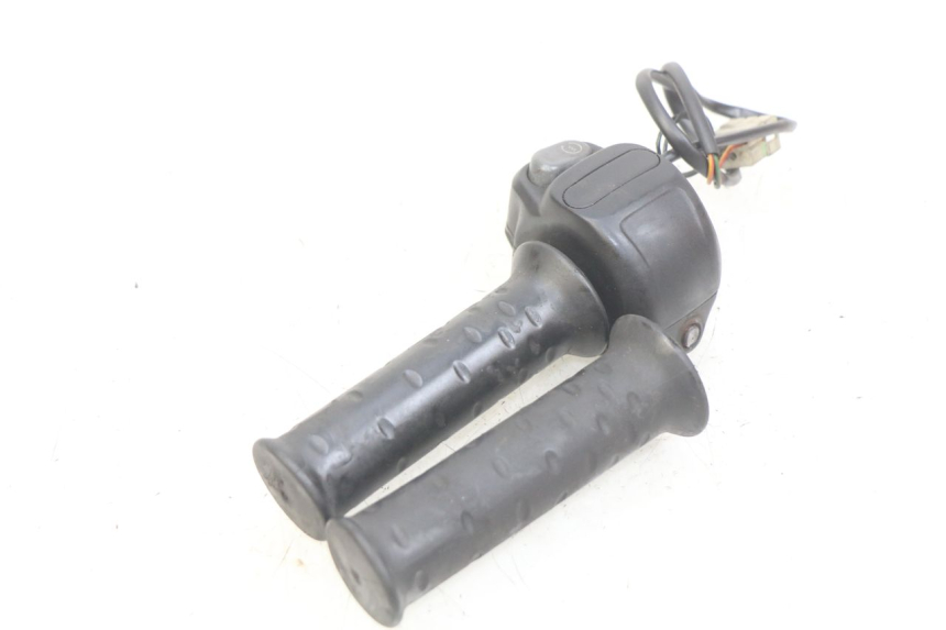 photo de RECHTER LENKERHEBEL APRILIA SCARABEO 100 (2003 - 2012) - Details der Befestigungspunkte